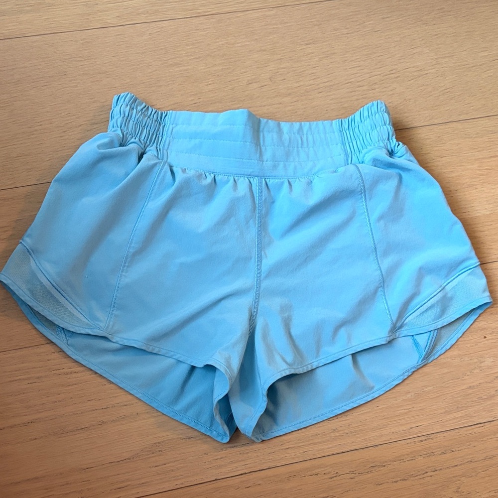 Lululemon Blue Hotty hot high rise 2.5”